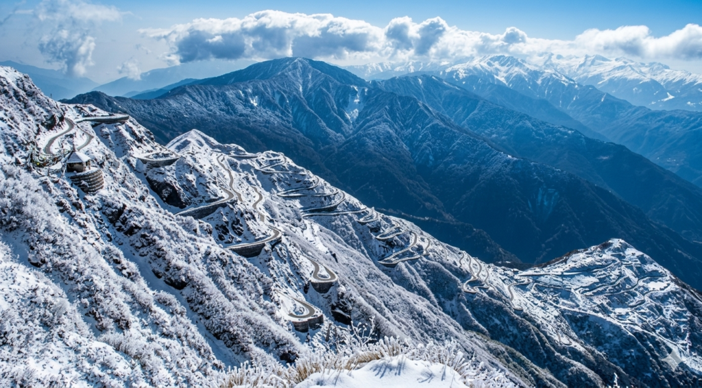 Silk Route zig zag road